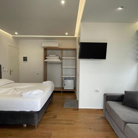 Anna Hotel Ksamil Ngoại thất bức ảnh