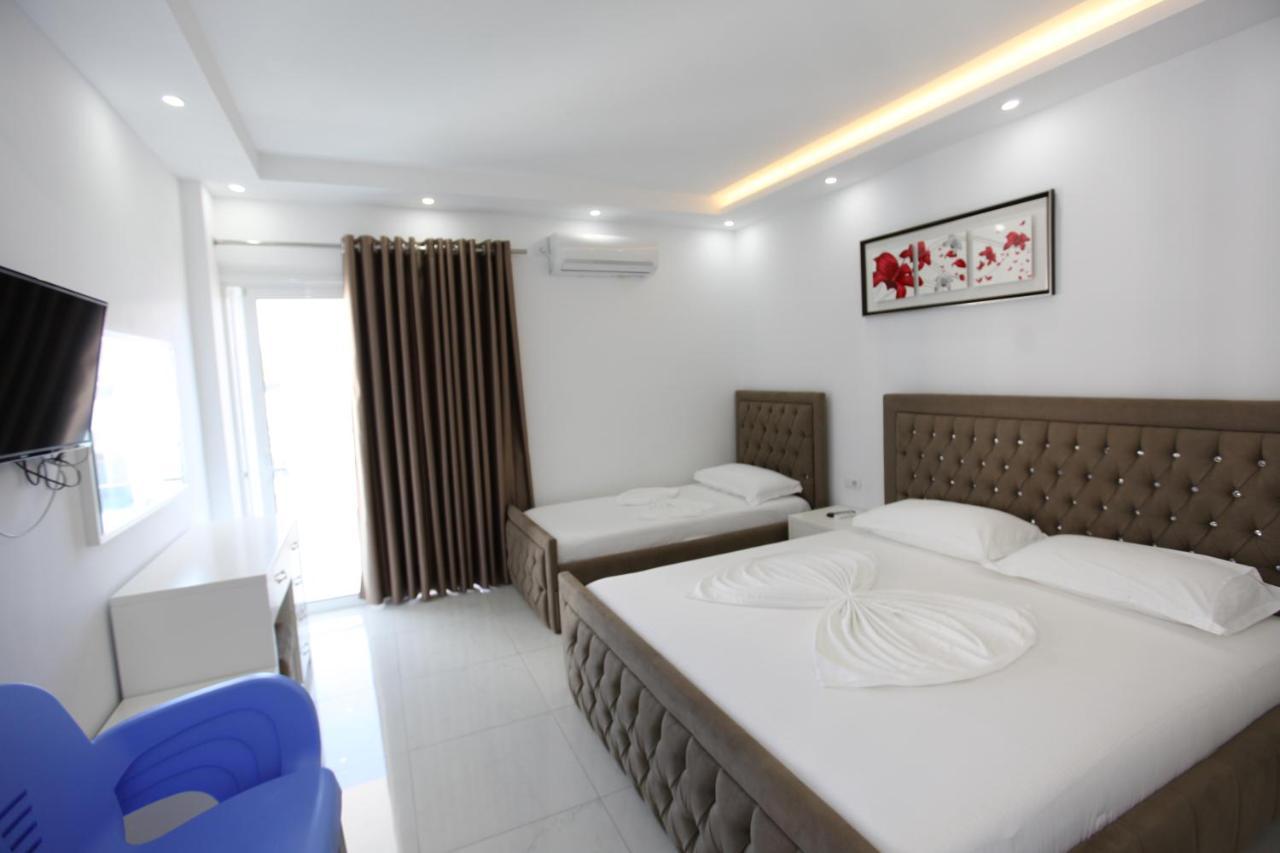 Anna Hotel Ksamil Ngoại thất bức ảnh