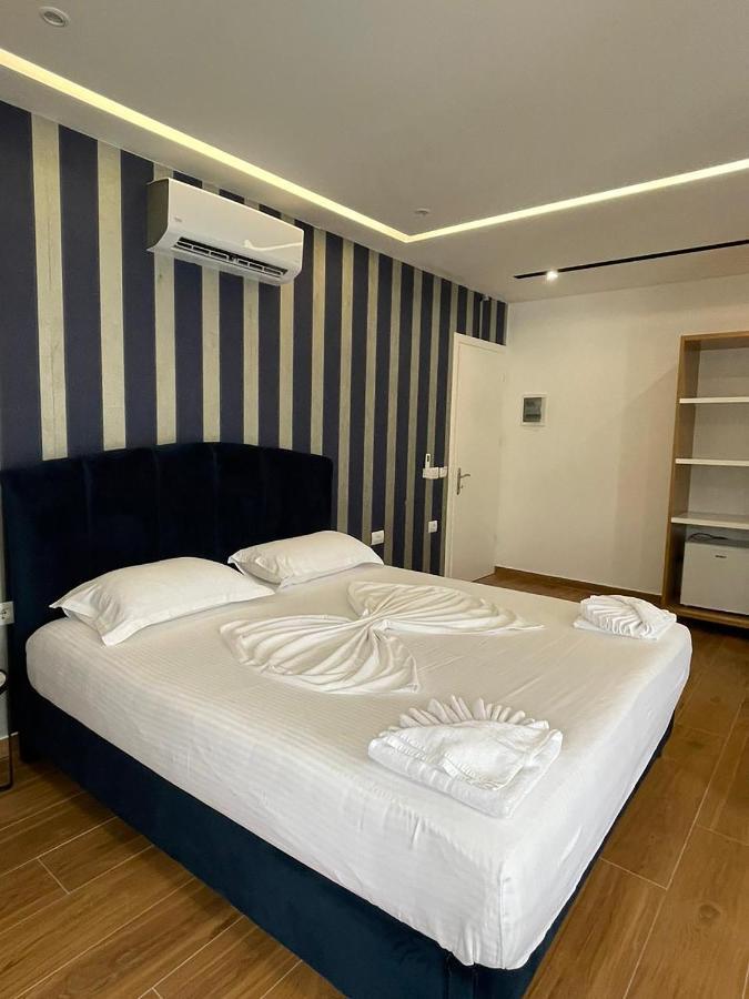 Anna Hotel Ksamil Ngoại thất bức ảnh