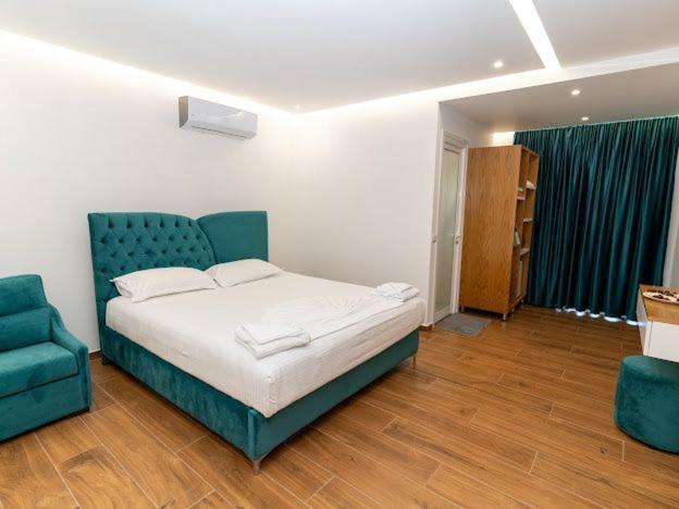 Anna Hotel Ksamil Ngoại thất bức ảnh