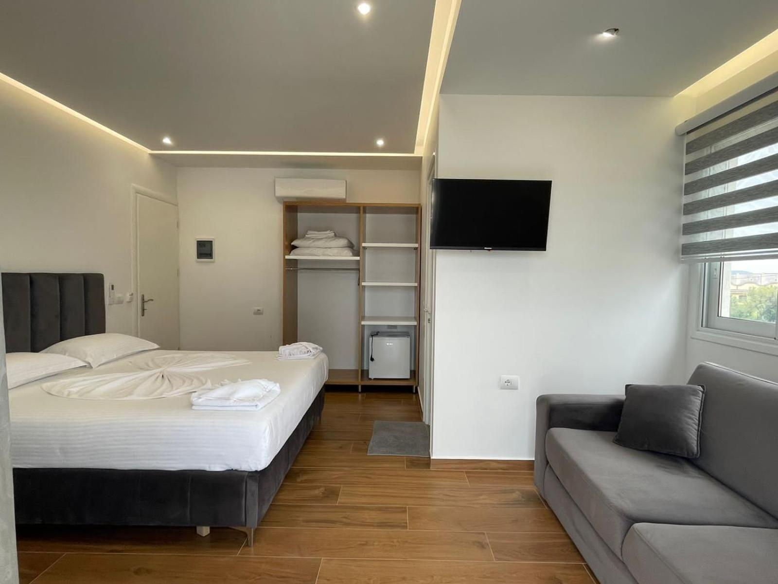 Anna Hotel Ksamil Ngoại thất bức ảnh
